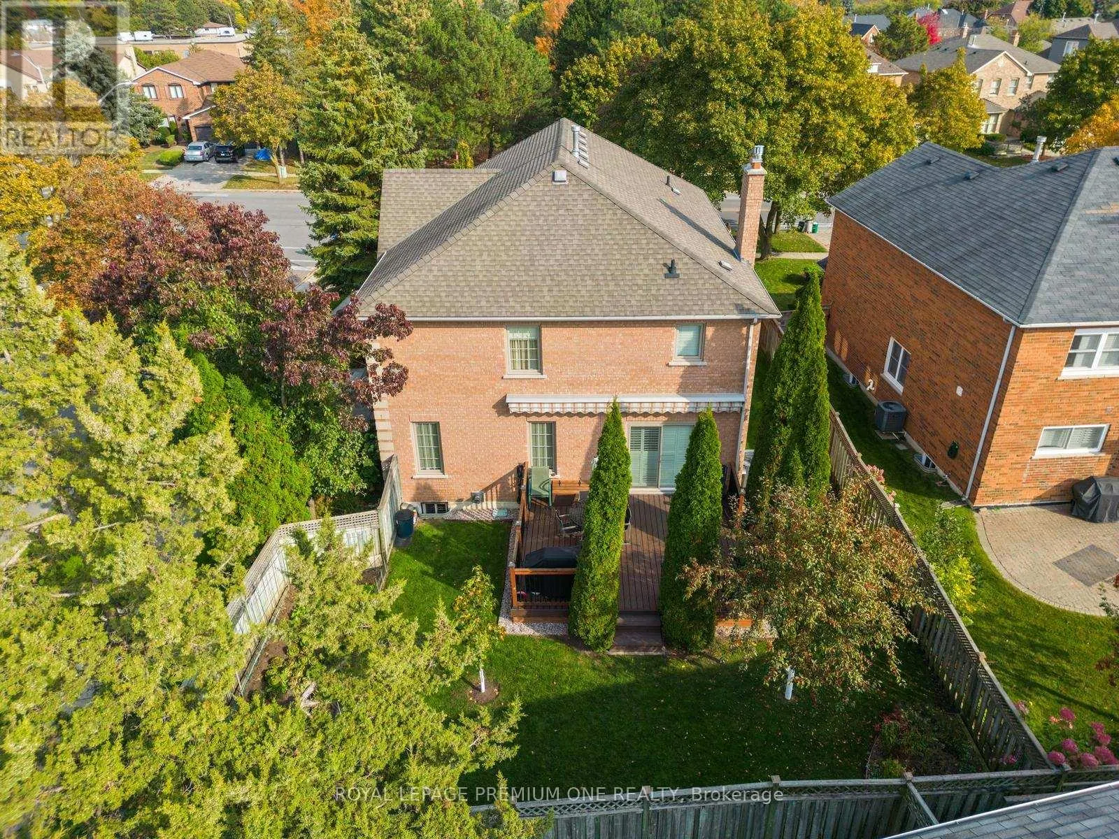 536 VILLAGE PARKWAY