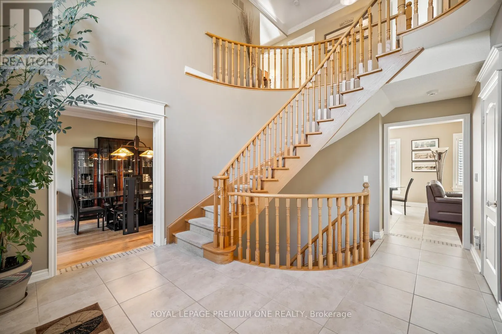 536 VILLAGE PARKWAY
