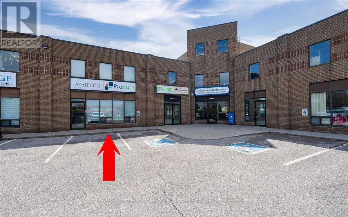 6 - 355 HARRY WALKER PARKWAY