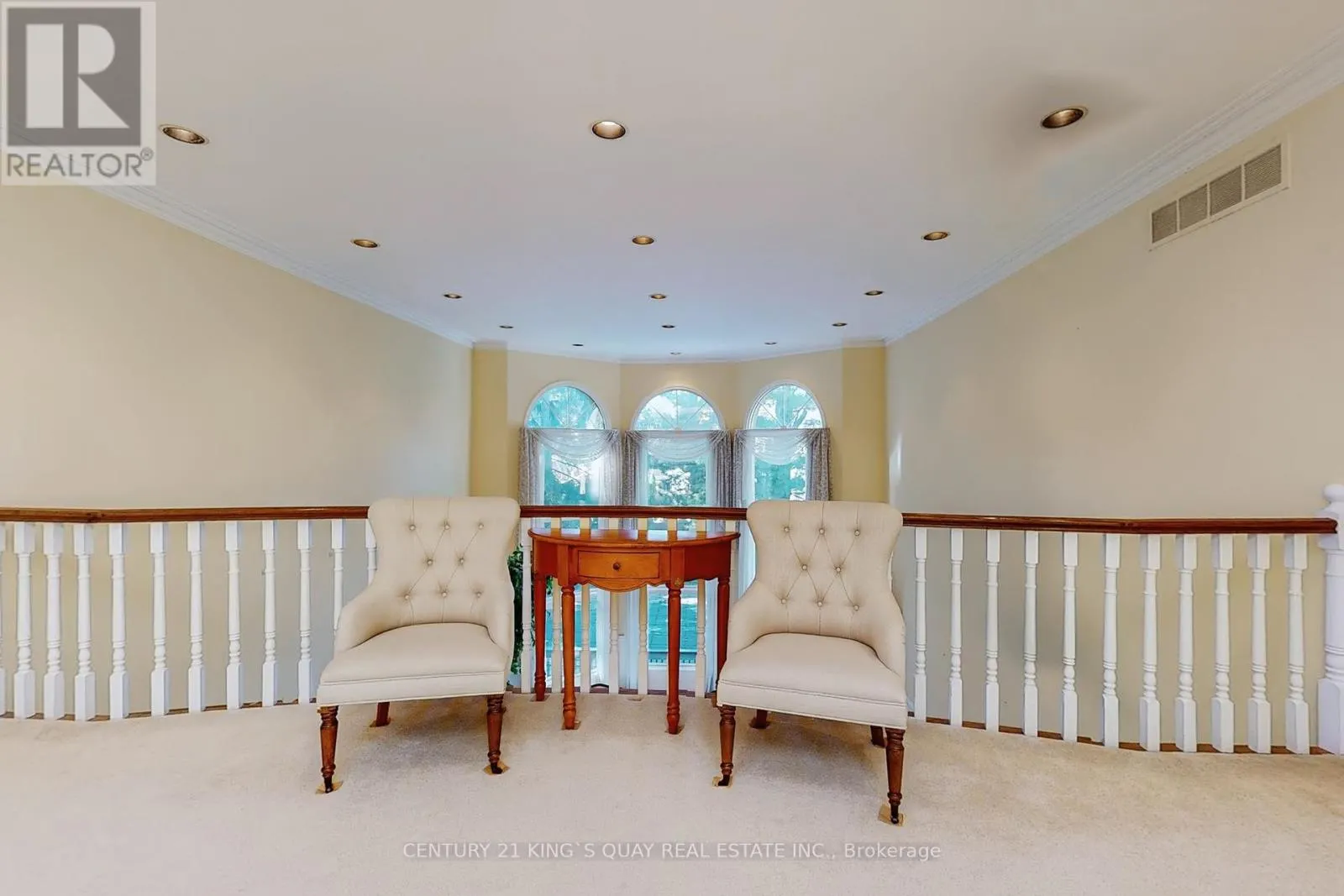 20 LIMCOMBE DRIVE