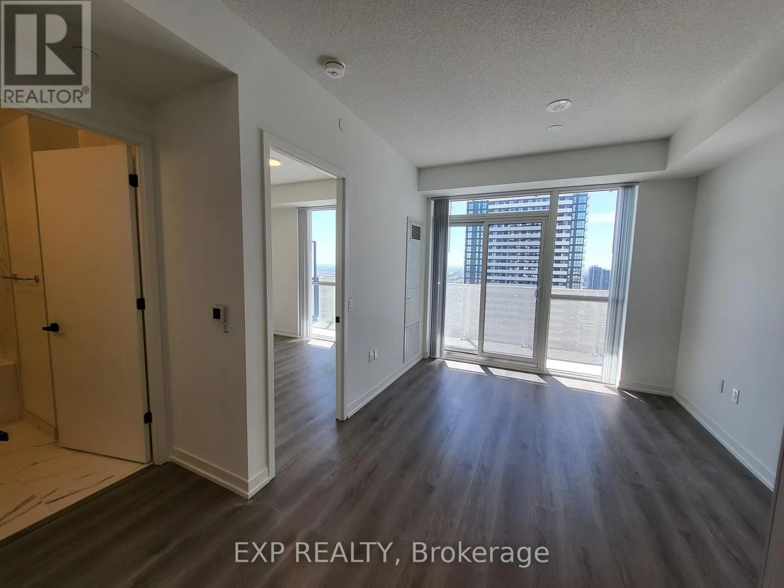 4501 - 28 INTERCHANGE WAY