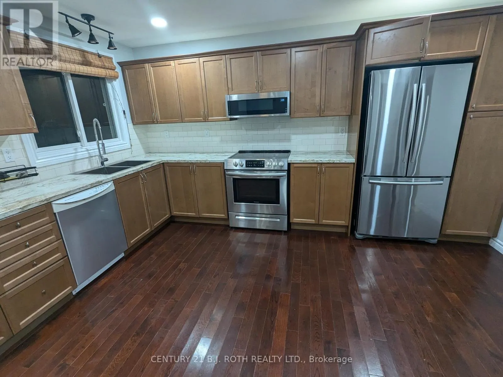 2209 ALDERSLEA CRESCENT