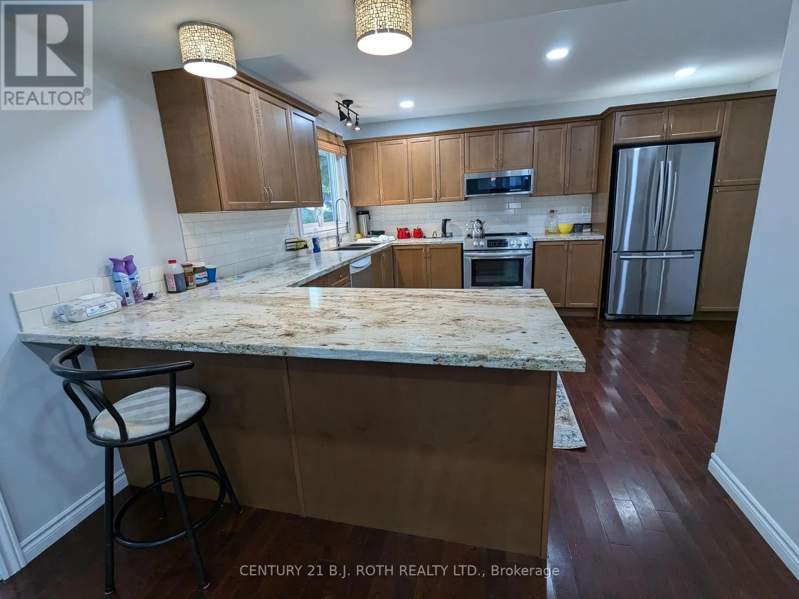 2209 ALDERSLEA CRESCENT