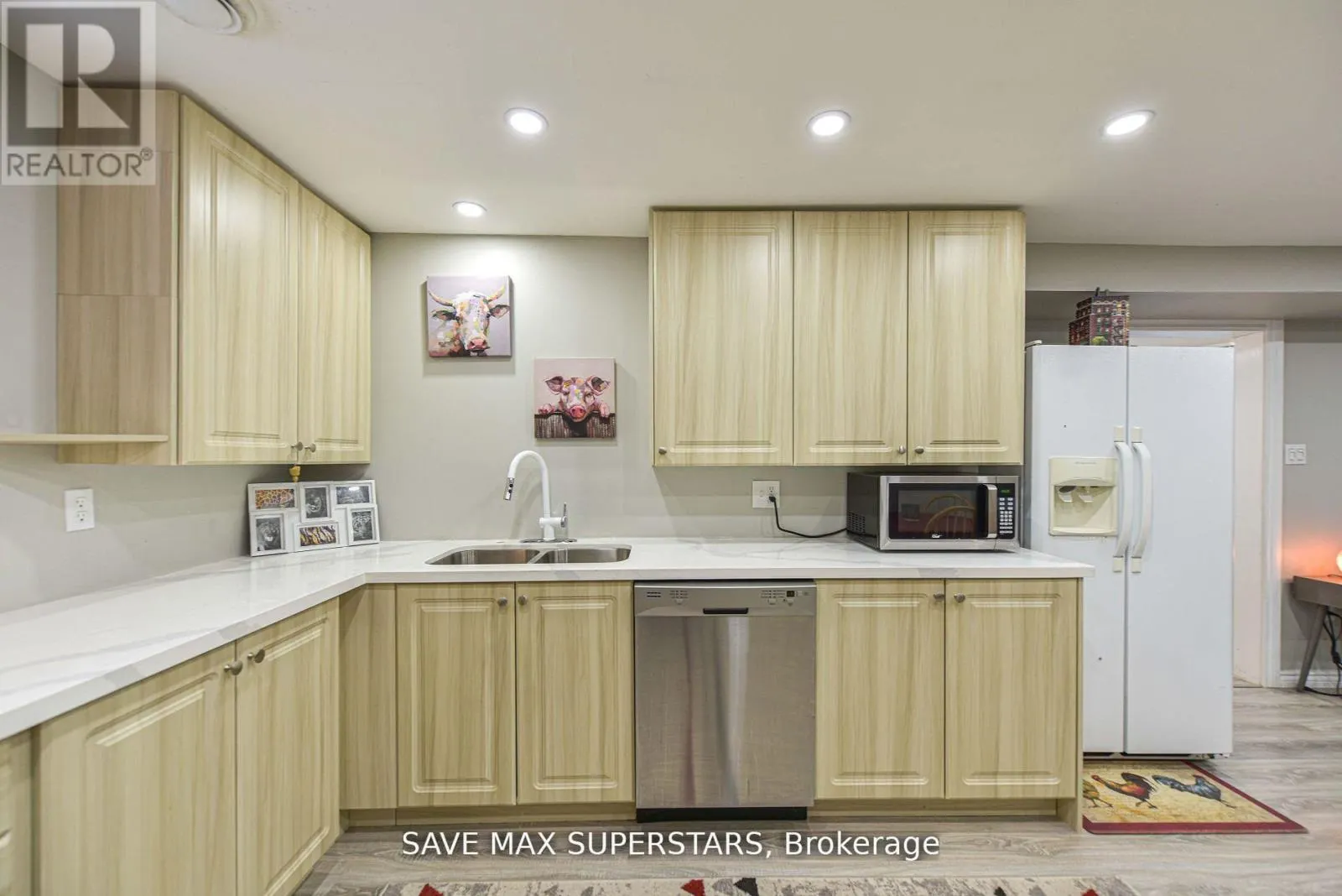 1246 LESLIE DRIVE