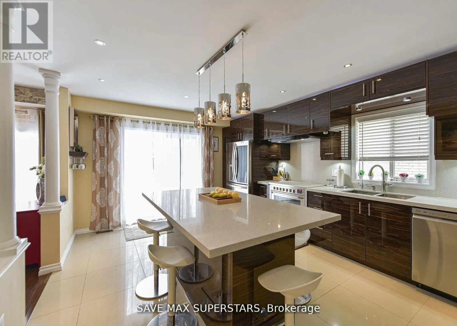 1246 LESLIE DRIVE