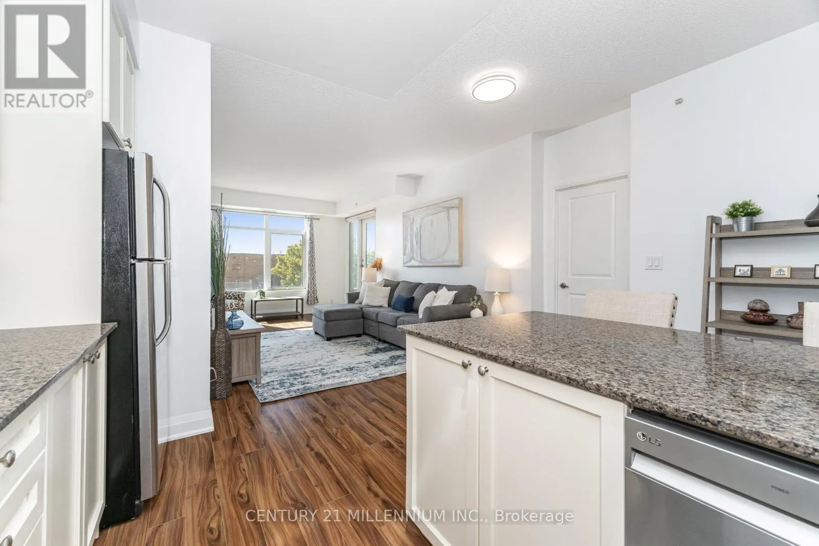 217 - 24 WOODSTREAM BOULEVARD