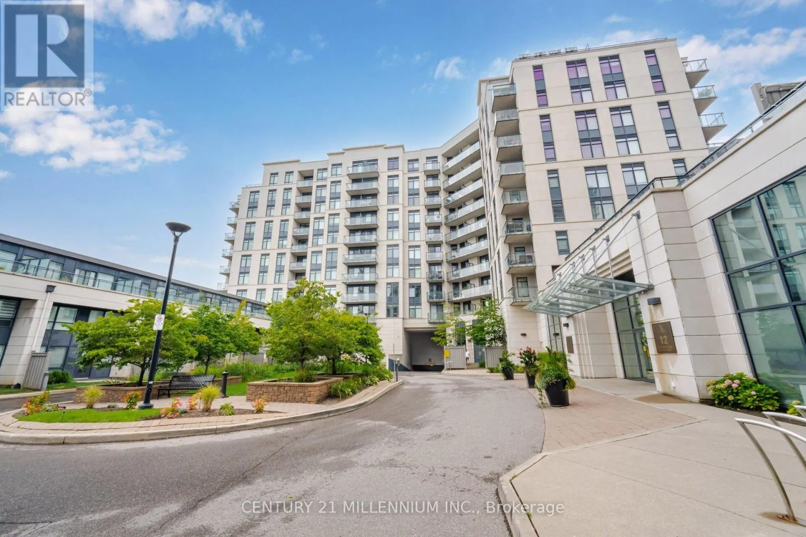 217 - 24 WOODSTREAM BOULEVARD