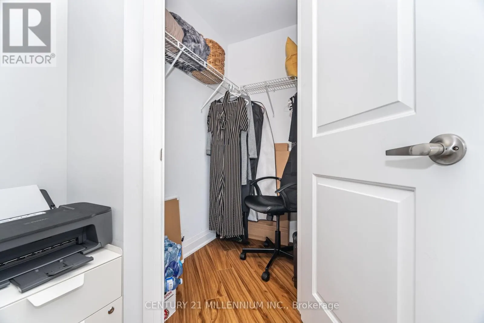 217 - 24 WOODSTREAM BOULEVARD