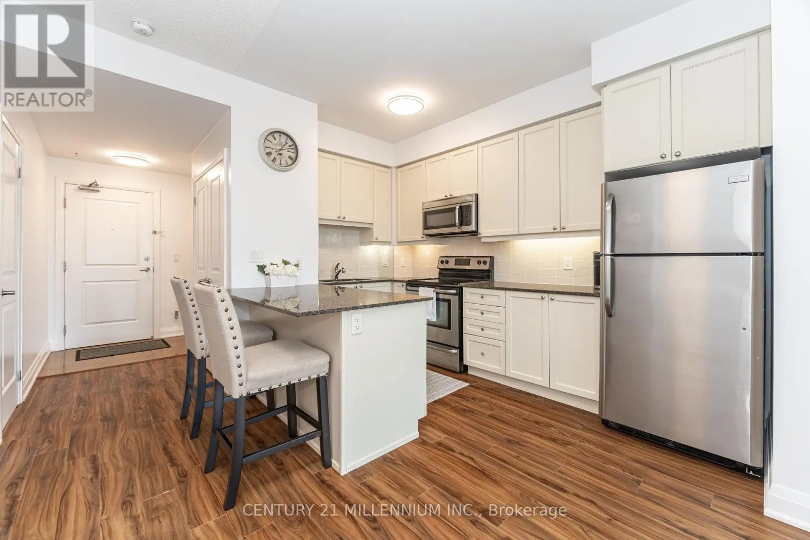 217 - 24 WOODSTREAM BOULEVARD
