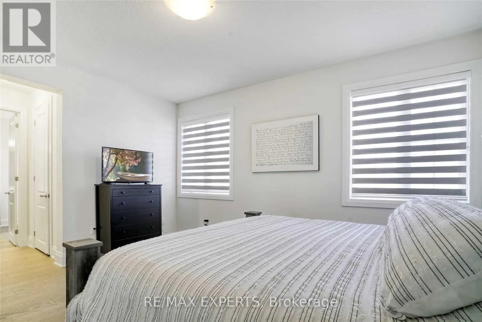 38 CHORUS CRESCENT