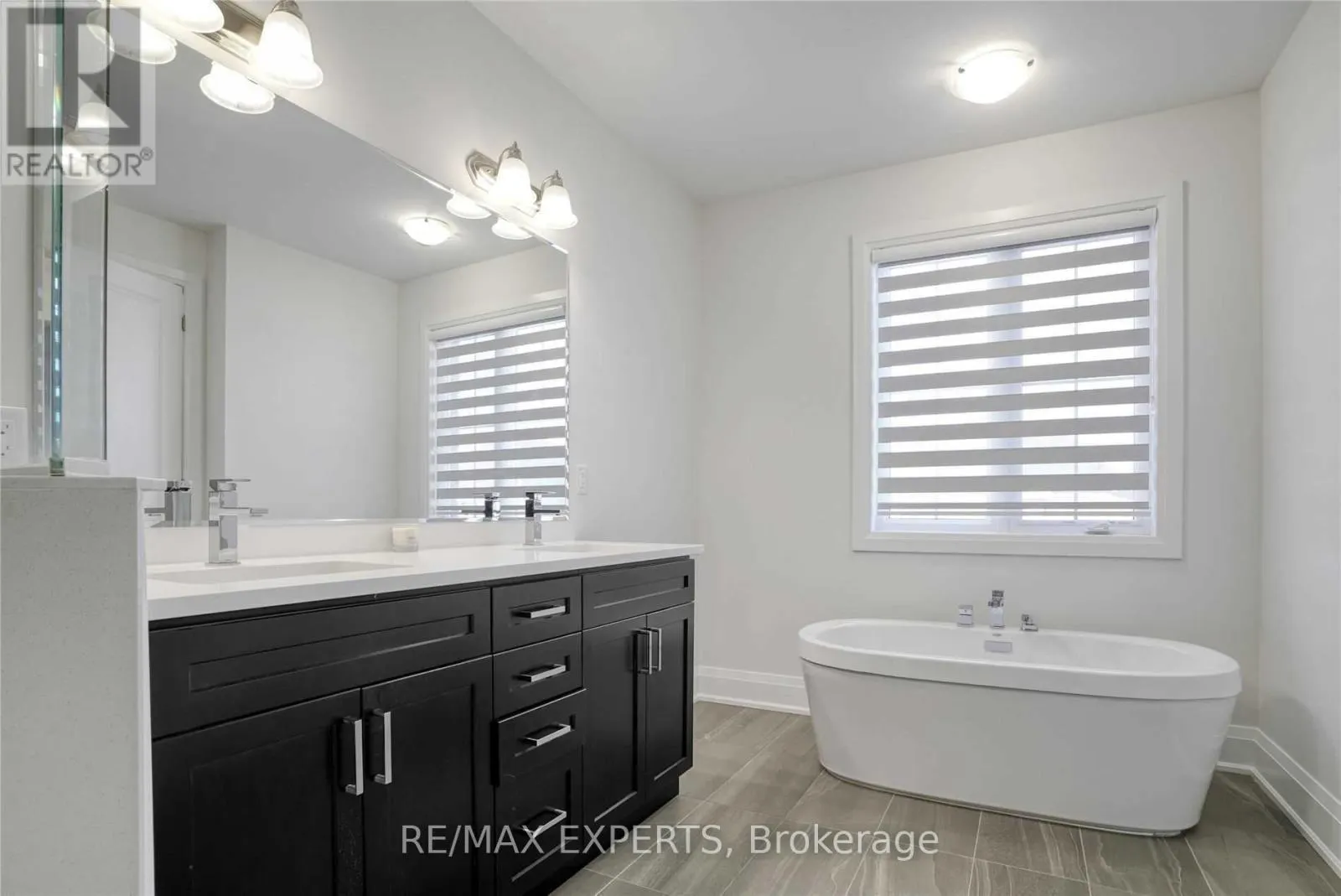 38 CHORUS CRESCENT