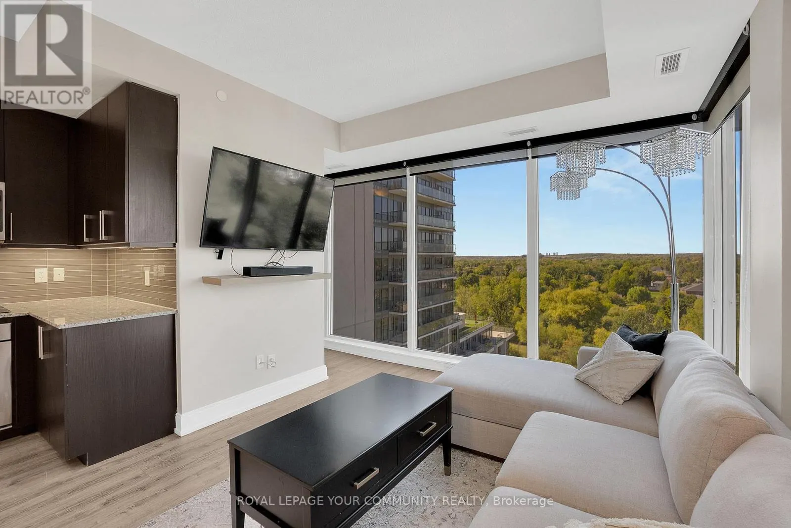 1108 - 9600 YONGE STREET