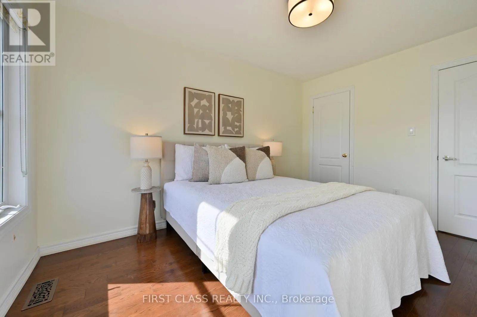 12 PRINCESS DIANA DRIVE