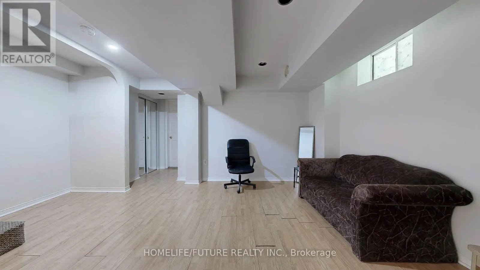 5 HOLLOWAY ROAD