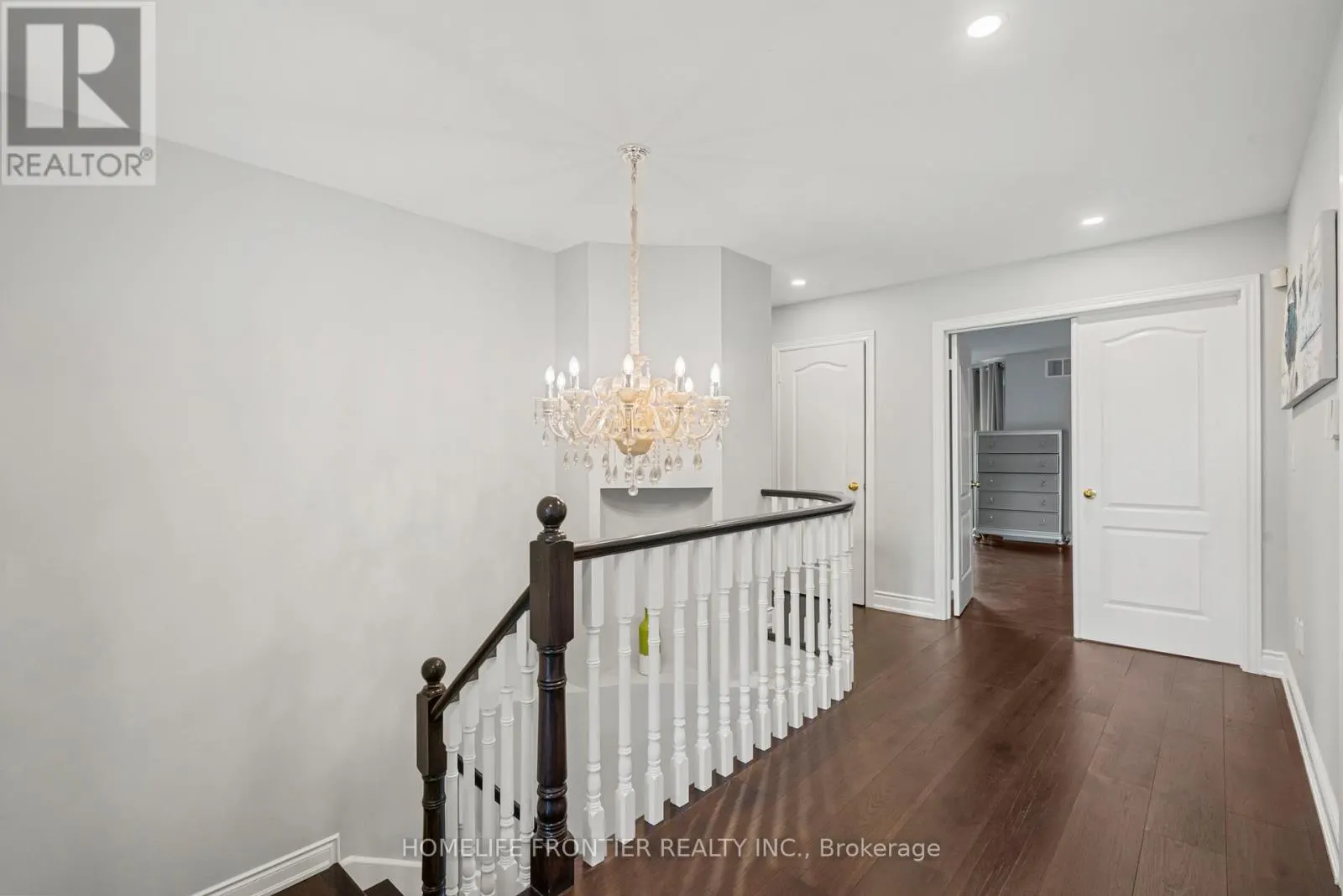7 EDENBROOK CRESCENT