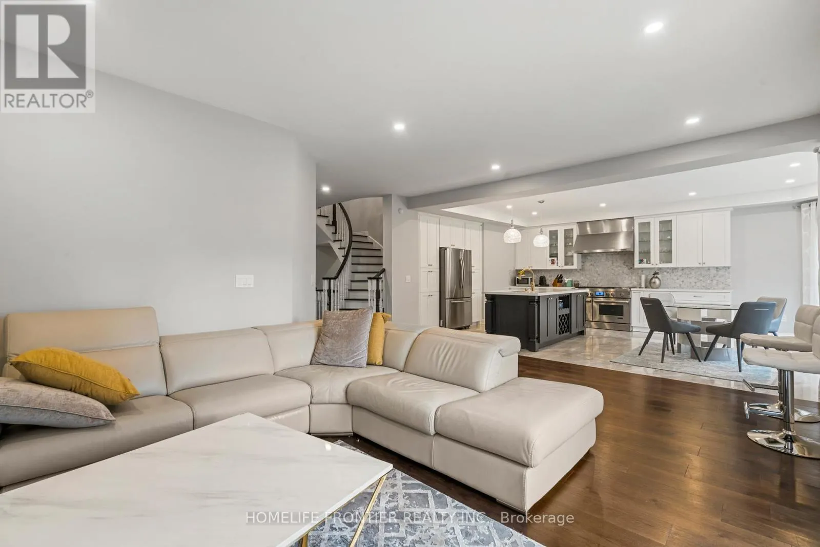 7 EDENBROOK CRESCENT