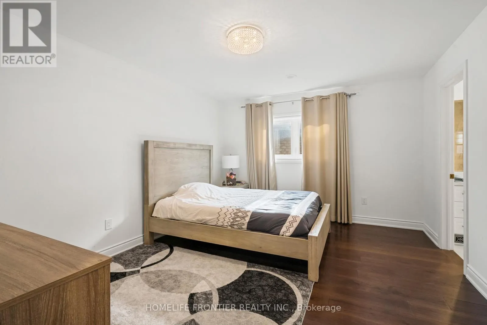 7 EDENBROOK CRESCENT