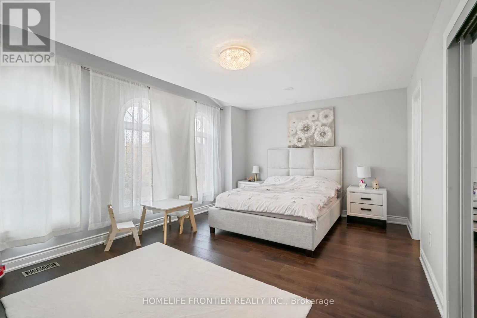 7 EDENBROOK CRESCENT