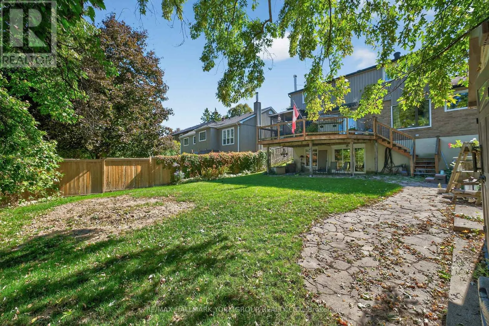 34 PEGG'S CRESCENT