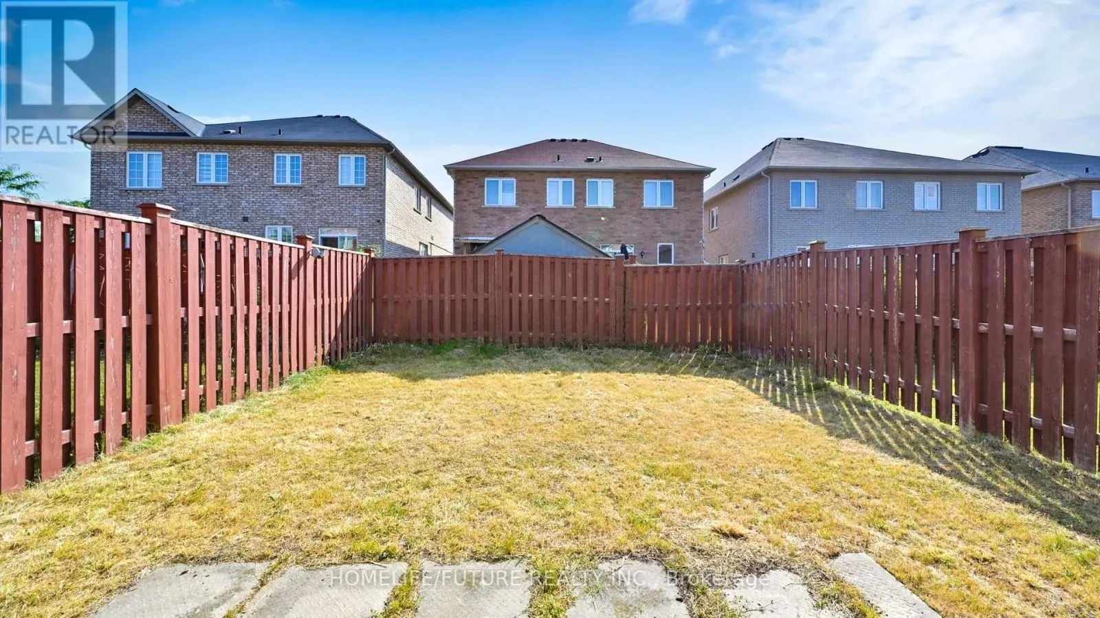 105 LAHORE CRESCENT