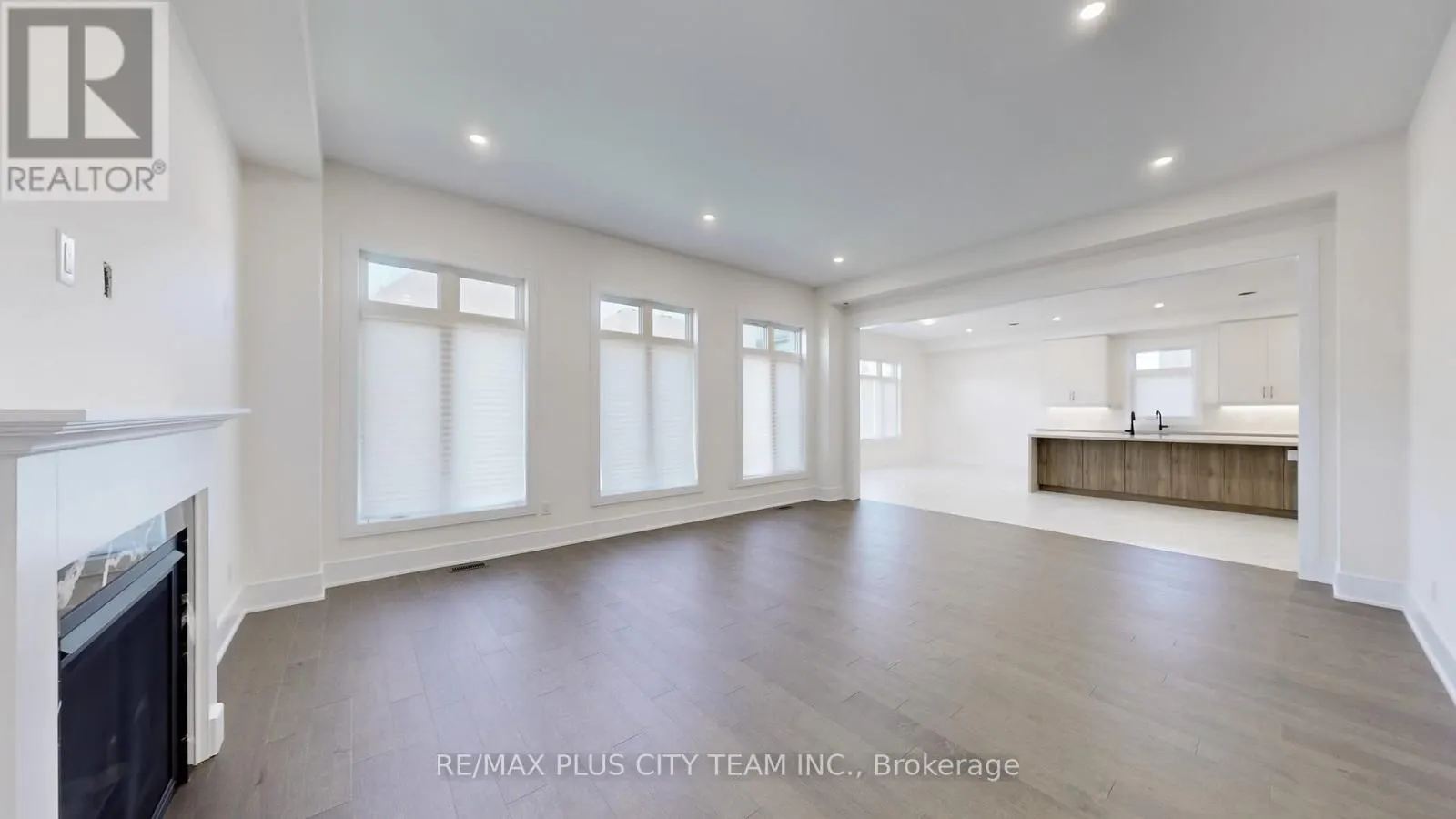 8 SAXBY FARM AVENUE