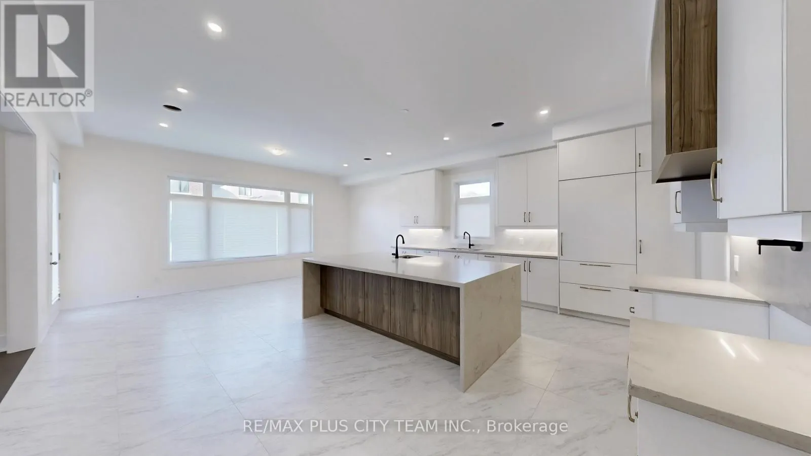 8 SAXBY FARM AVENUE