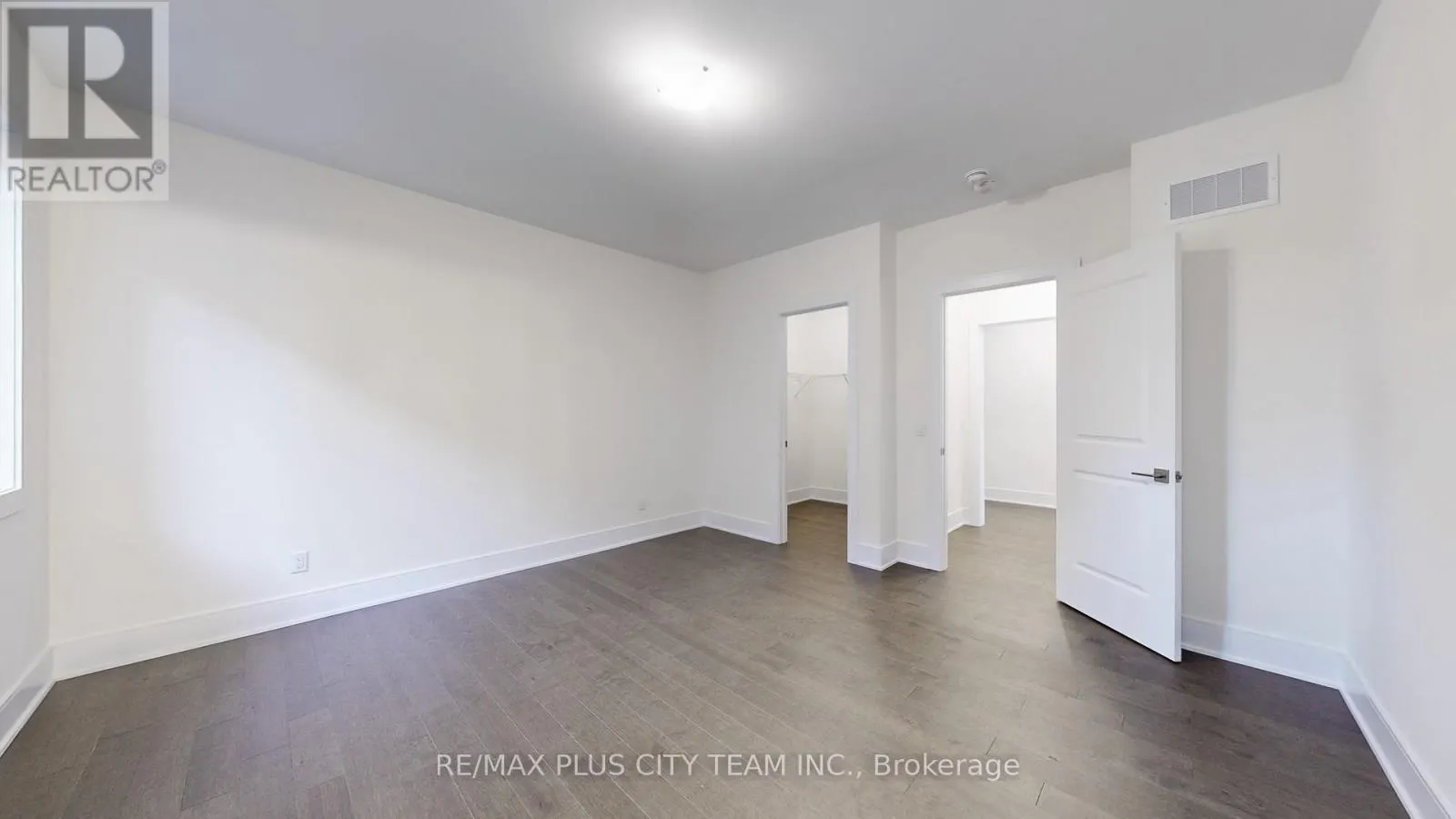 8 SAXBY FARM AVENUE