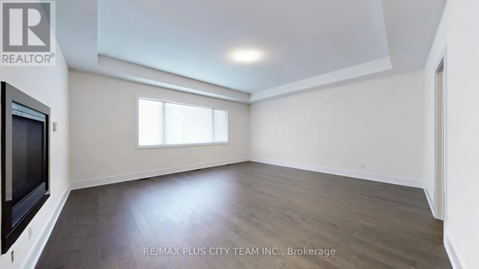 8 SAXBY FARM AVENUE