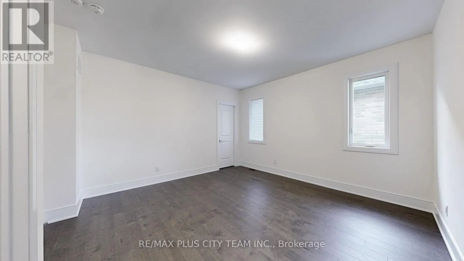 8 SAXBY FARM AVENUE