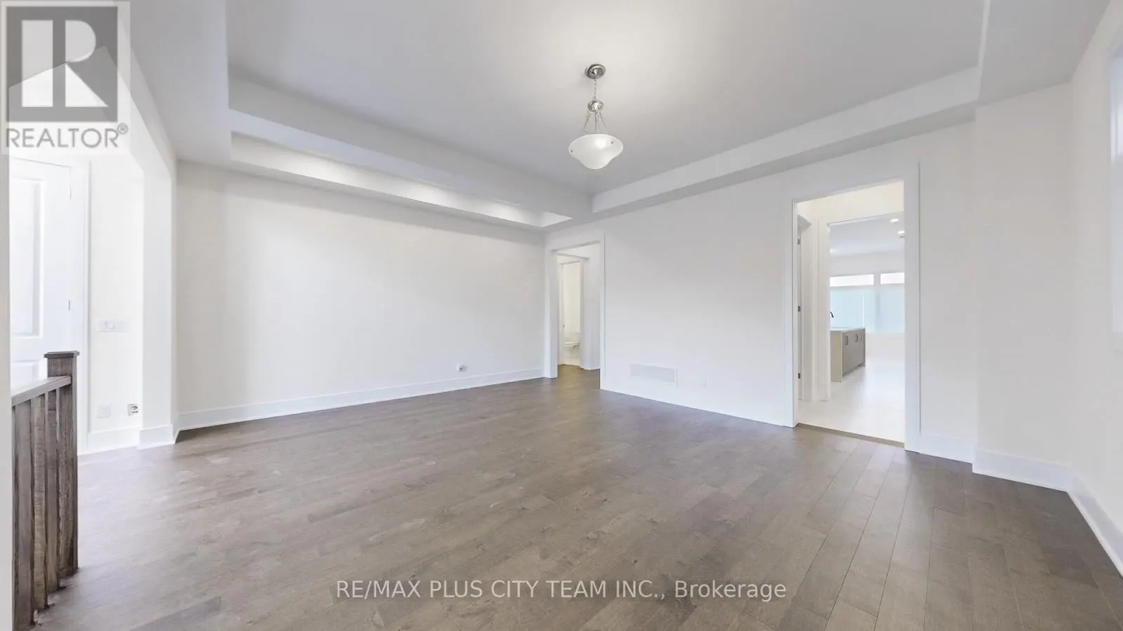 8 SAXBY FARM AVENUE
