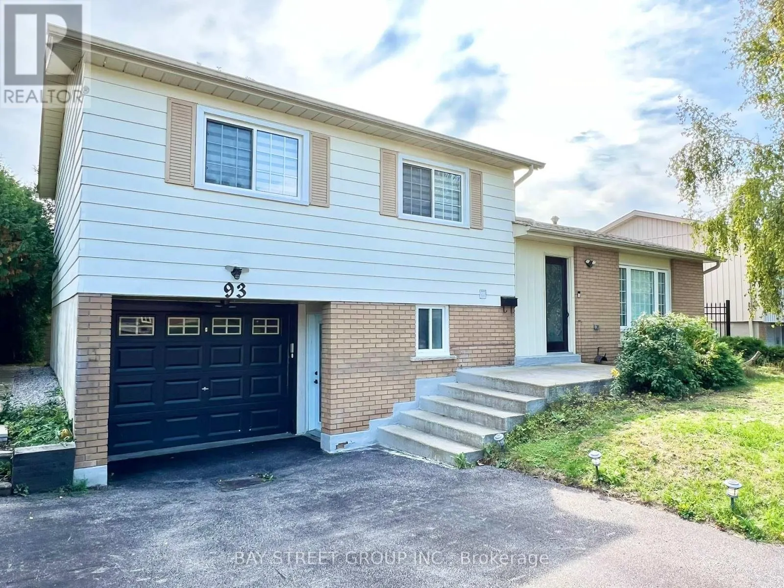 93 PARKWAY AVENUE