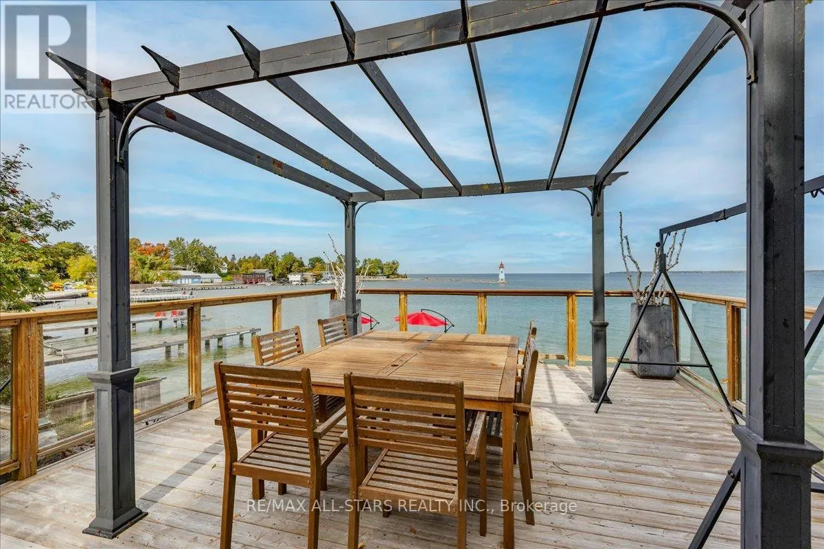 1 CEDARHURST PARK
