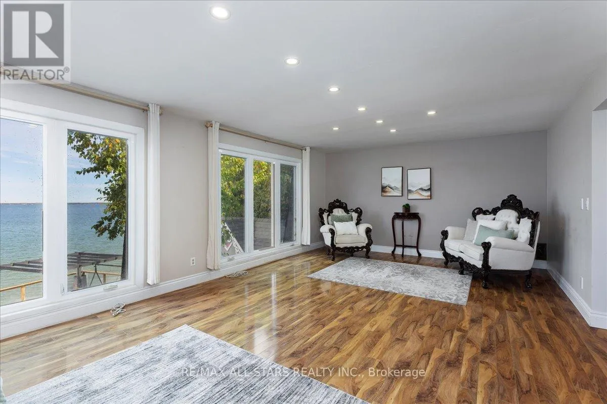 1 CEDARHURST PARK