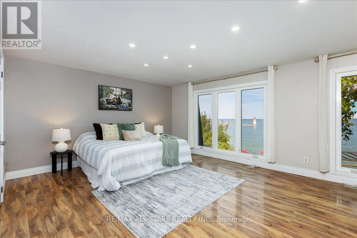 1 CEDARHURST PARK