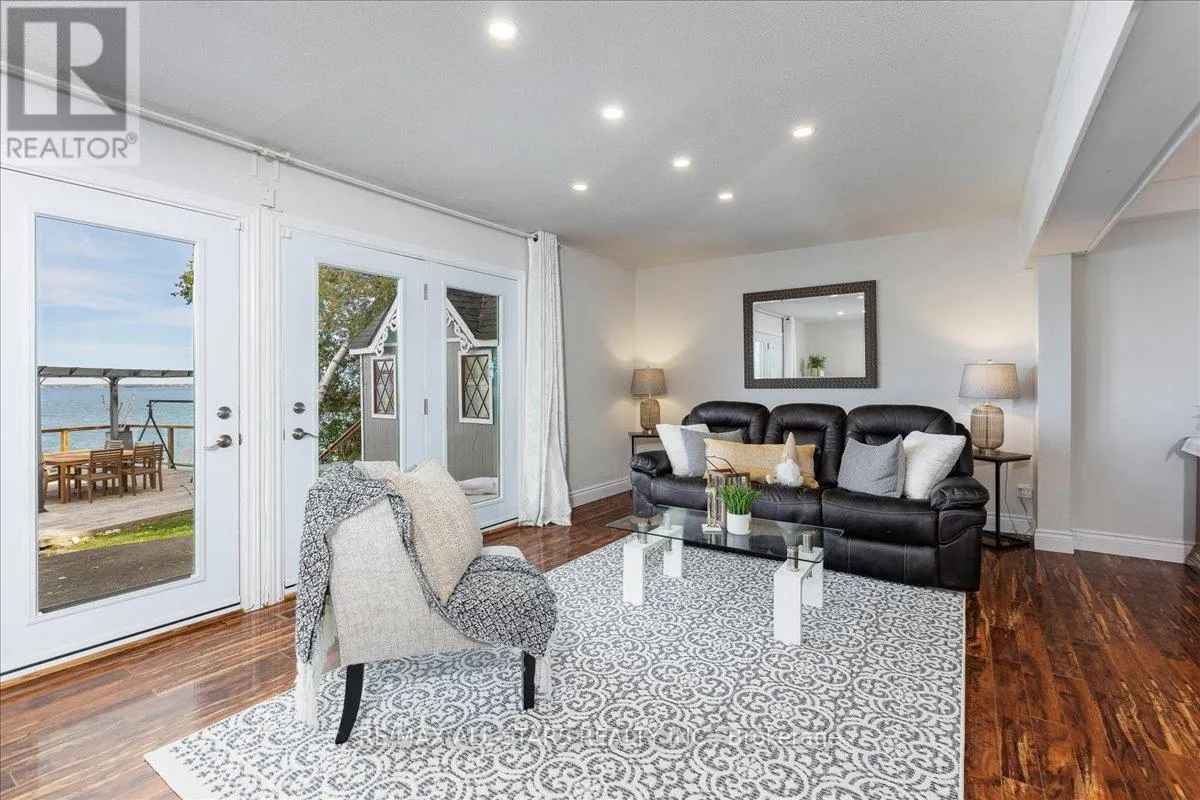 1 CEDARHURST PARK