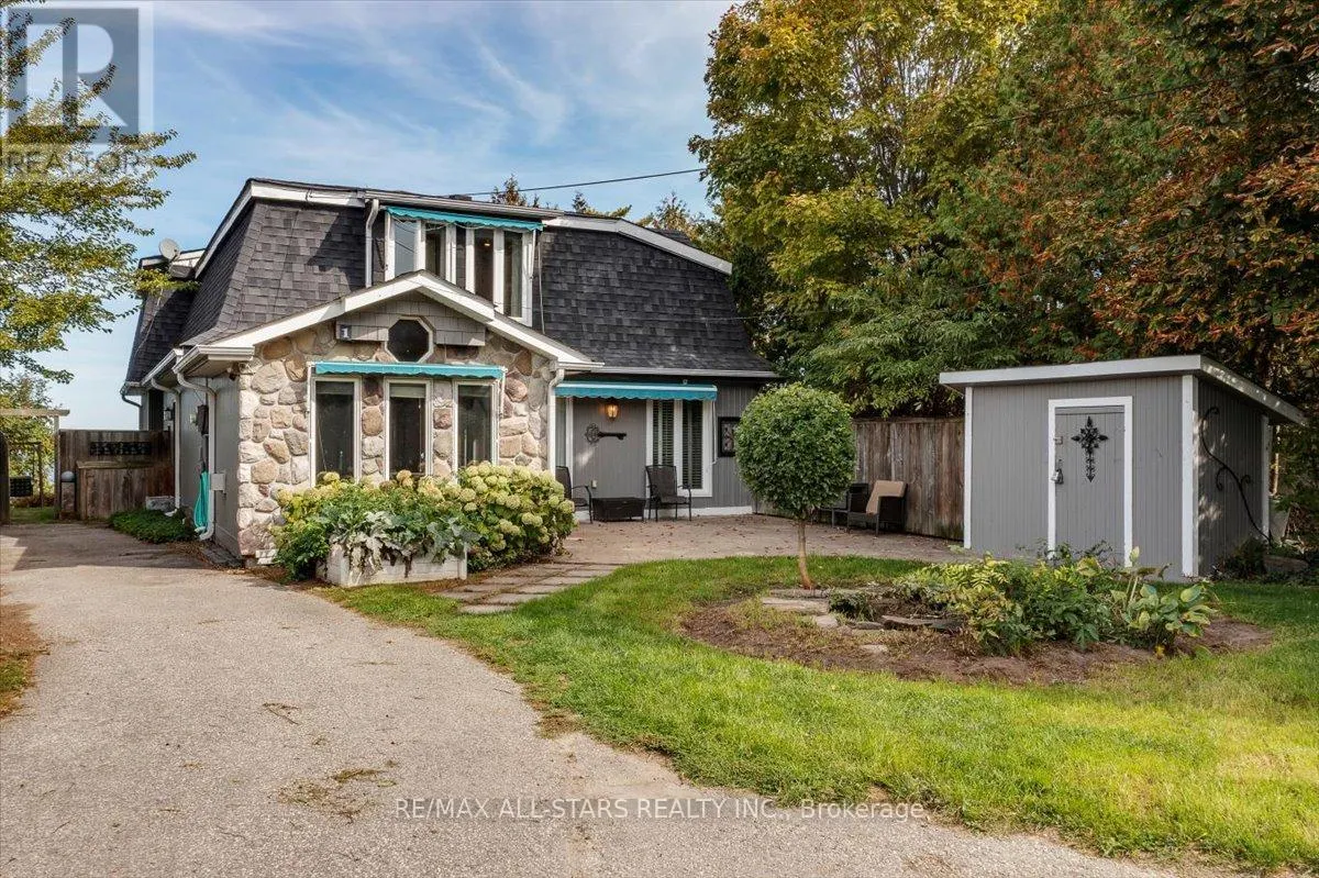 1 CEDARHURST PARK