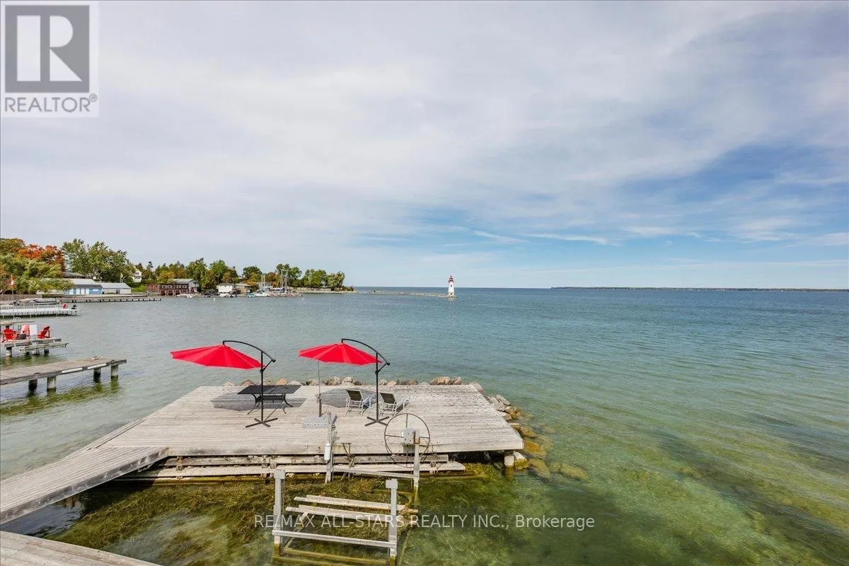 1 CEDARHURST PARK
