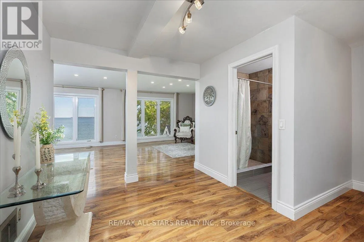 1 CEDARHURST PARK
