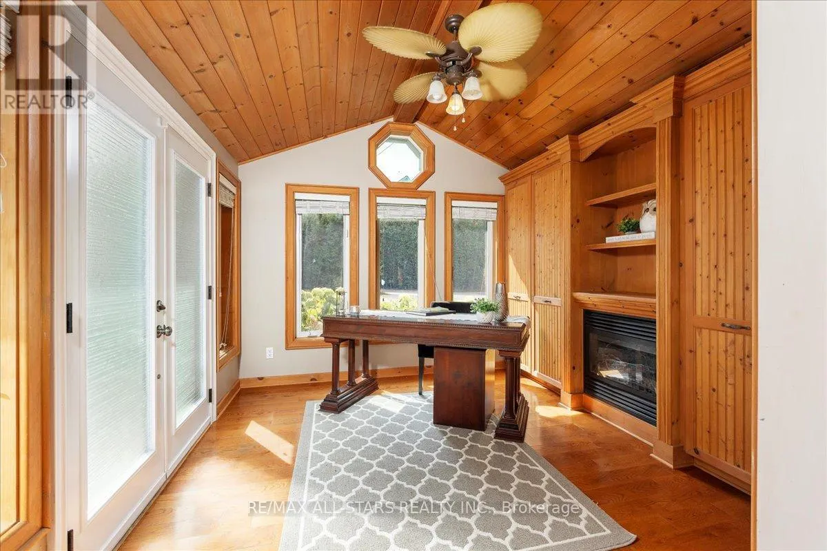 1 CEDARHURST PARK