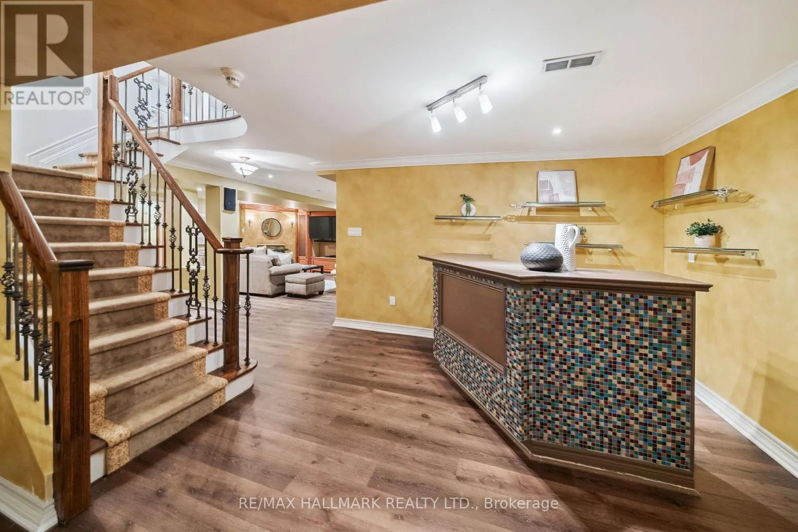 140 REEVE DRIVE