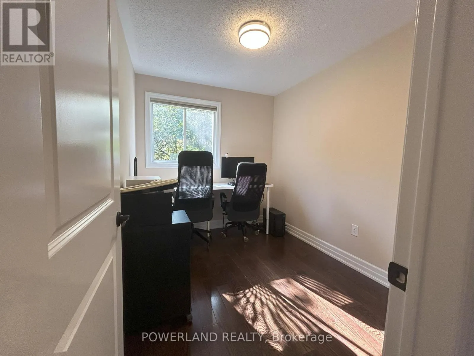 37 - 95 WELDRICK AVENUE