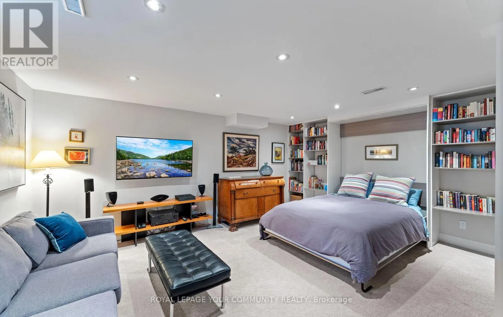 12 GLENVIEW DRIVE
