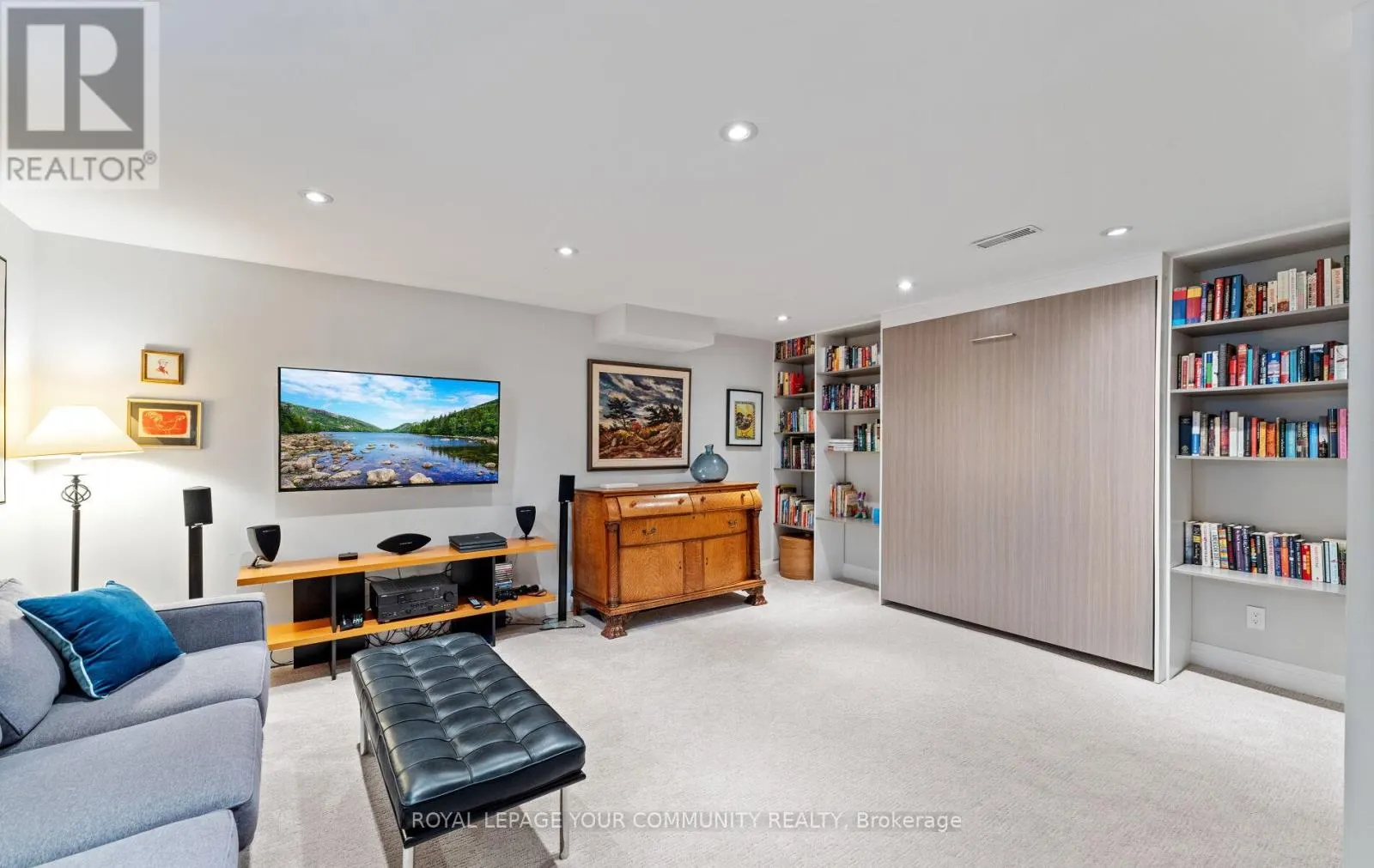 12 GLENVIEW DRIVE