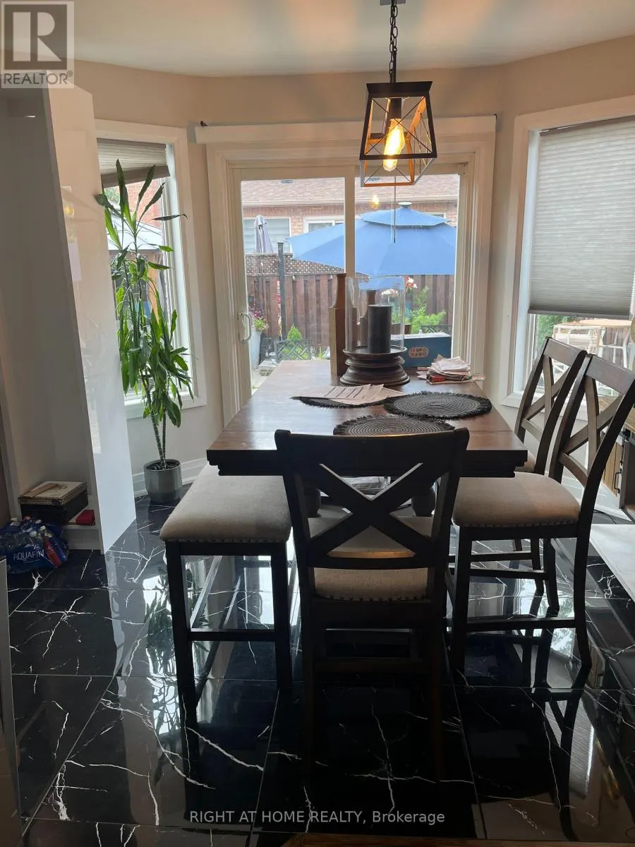 26 BLUEWATER TRAIL N