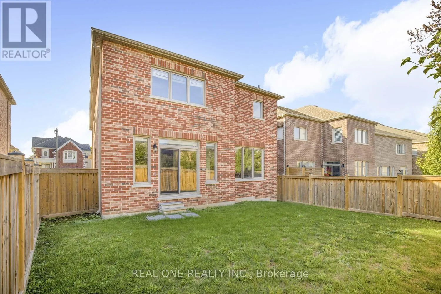 24 LARKFIELD CRESCENT