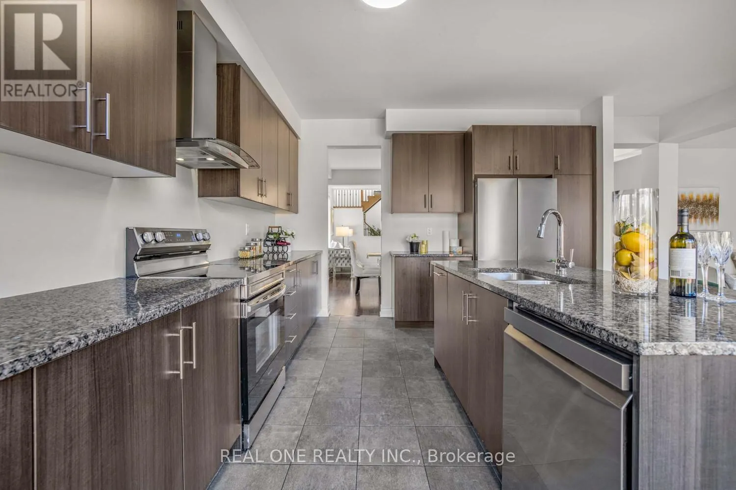 24 LARKFIELD CRESCENT