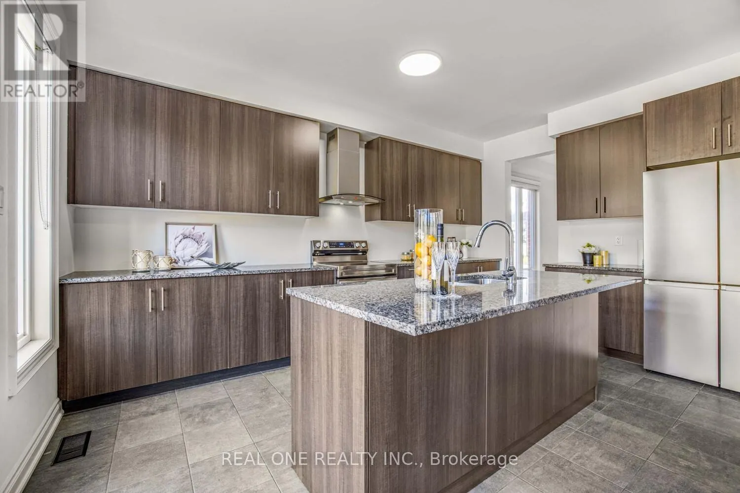 24 LARKFIELD CRESCENT