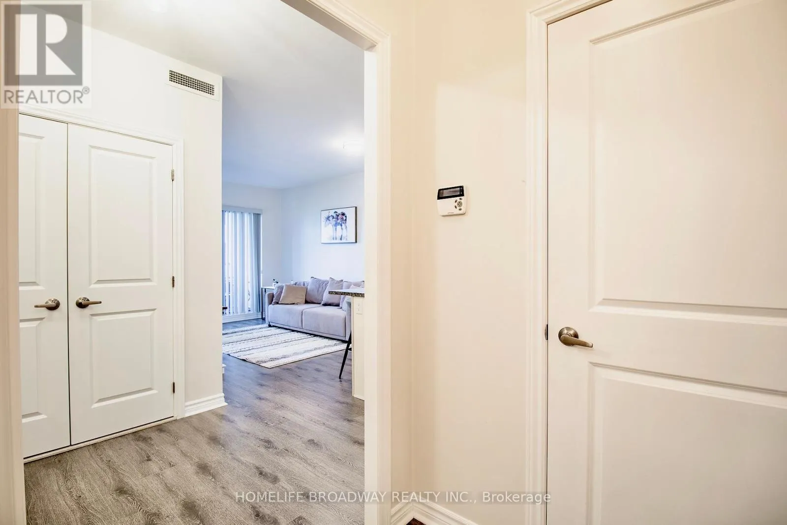 815 - 9255 JANE STREET