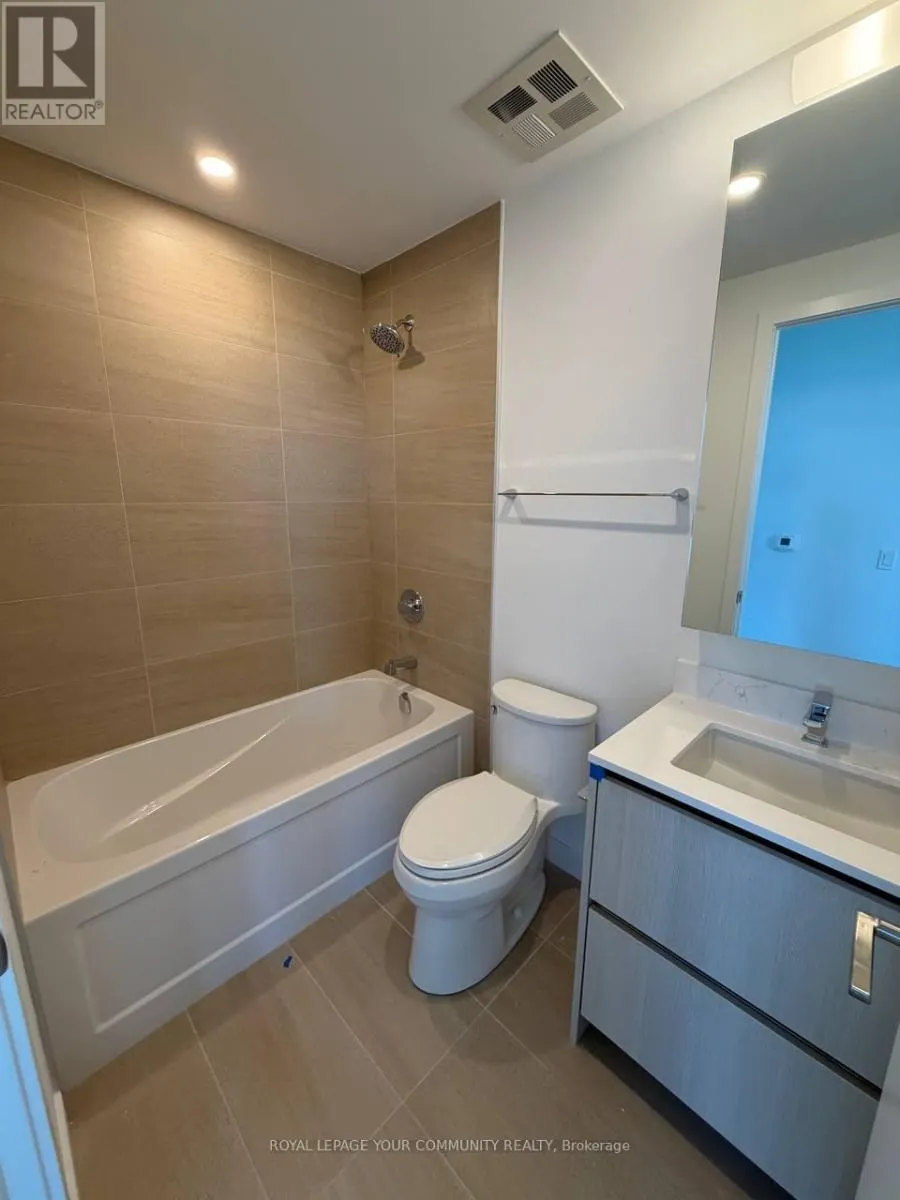 905 - 8188 YONGE STREET W