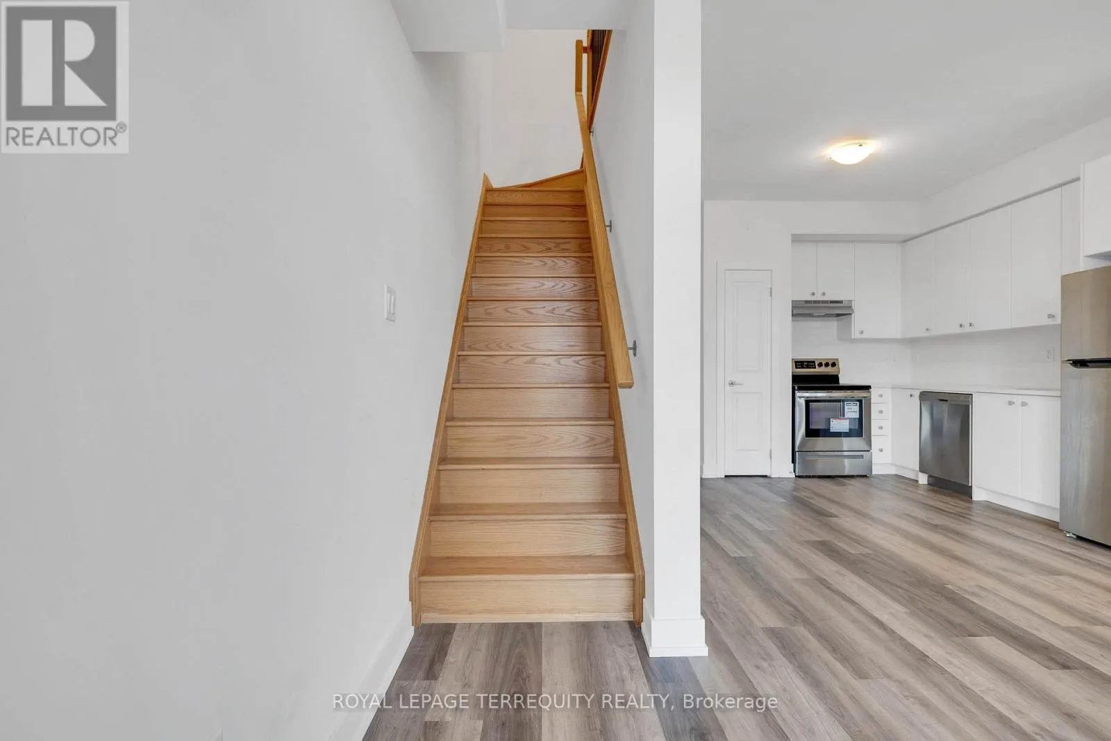 9 - 12860 YONGE STREET